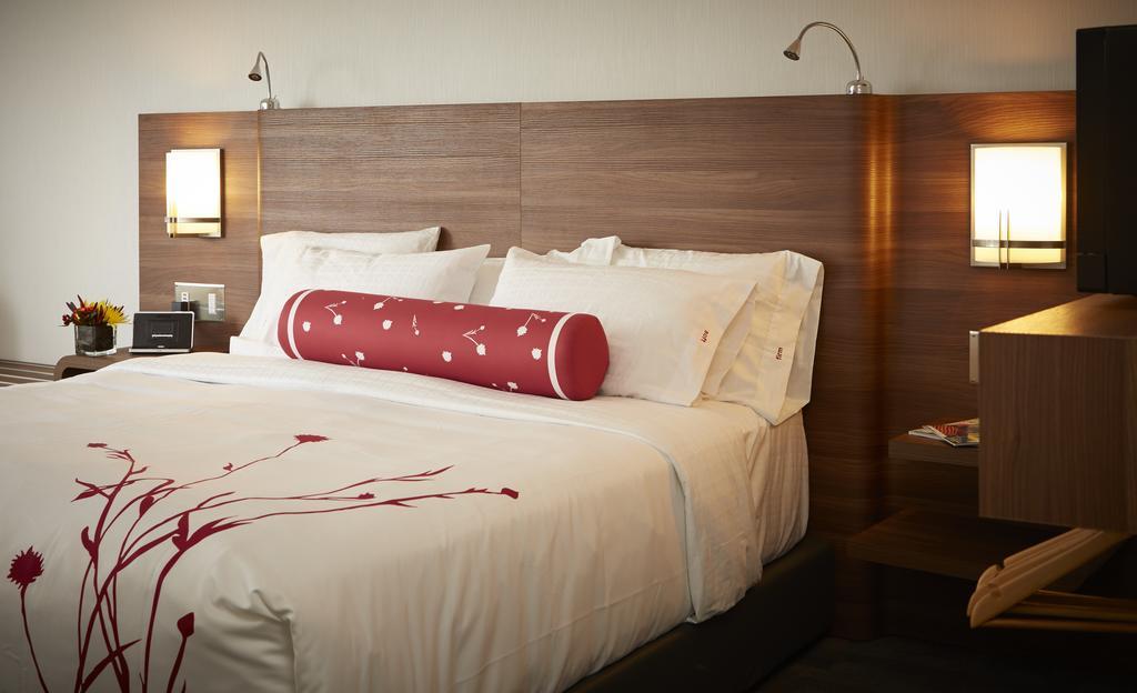Hotel Elan YYC المظهر الخارجي الصورة