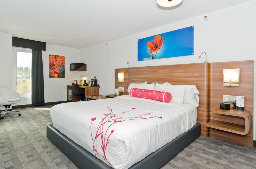 Hotel Elan YYC المظهر الخارجي الصورة