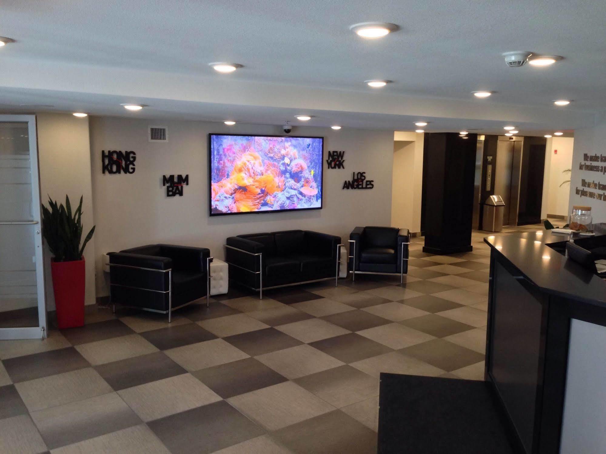 Hotel Elan YYC المظهر الخارجي الصورة